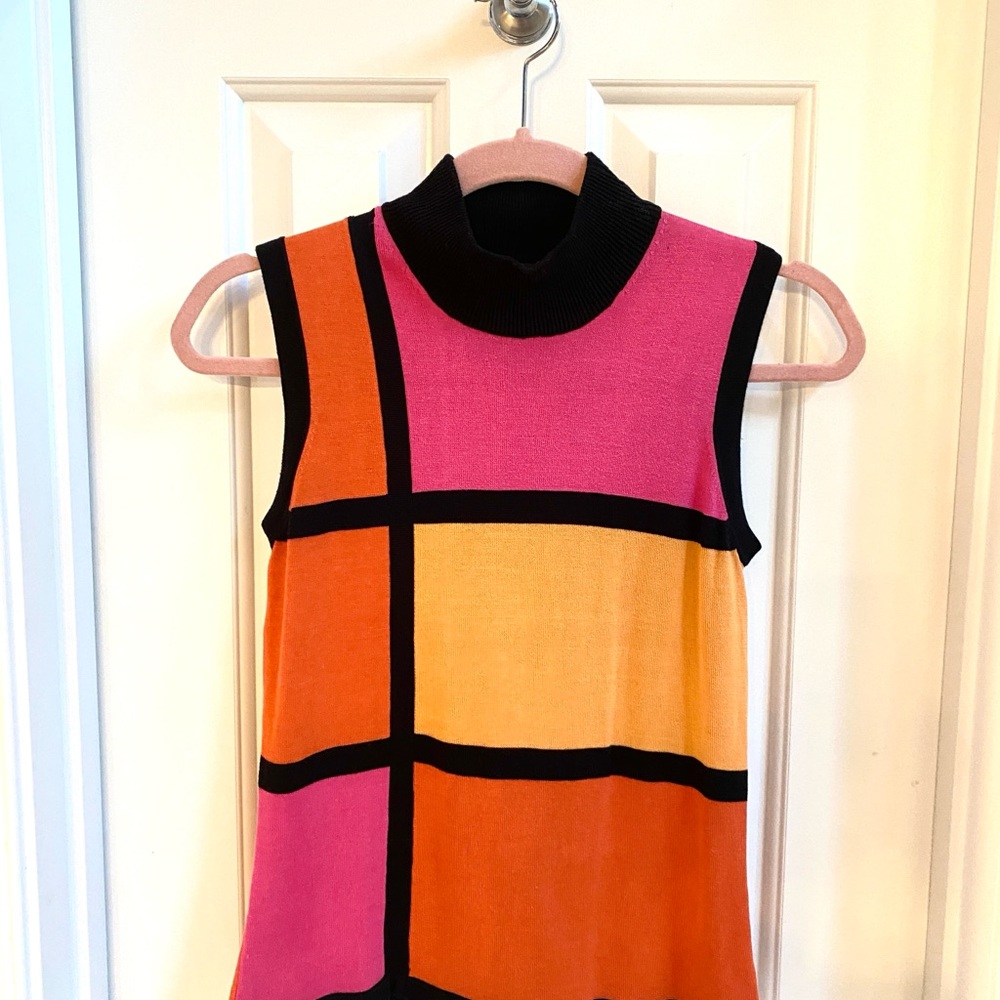 Colorblock Sleeveless Top